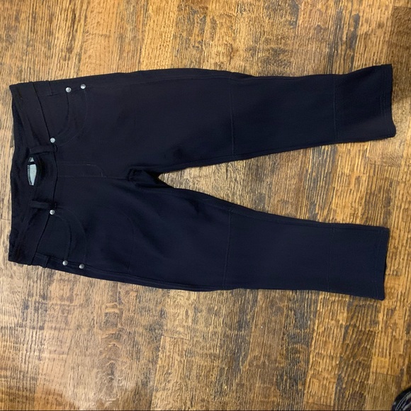 Athleta Other - Athleta capri size small